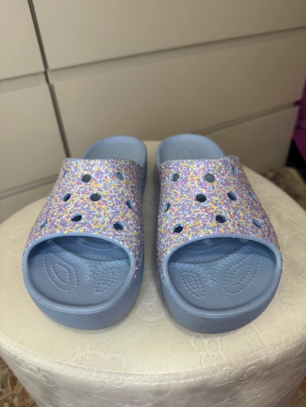 CROCS Slide Sandals with Multicolor Glitter - Light Blue - Picture 4 of 8